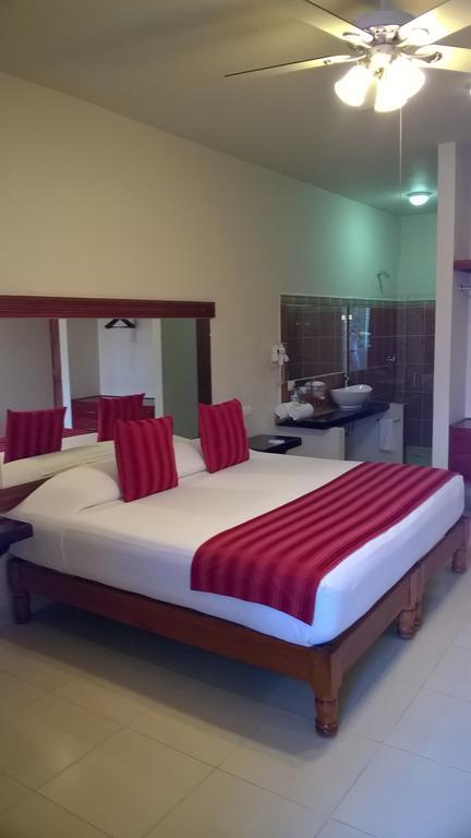 פלנקה Auto Hotel Paraiso Inn חדר תמונה